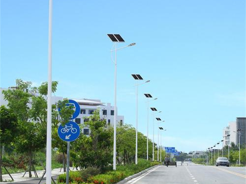 零电费照明时代来临：太阳能路灯安装全攻略