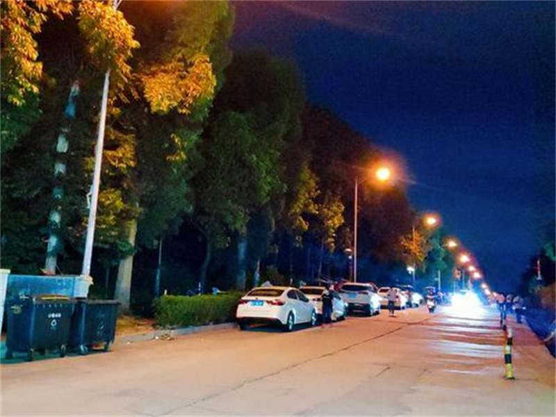 道路灯维护成本计算 低价产品可能更烧钱