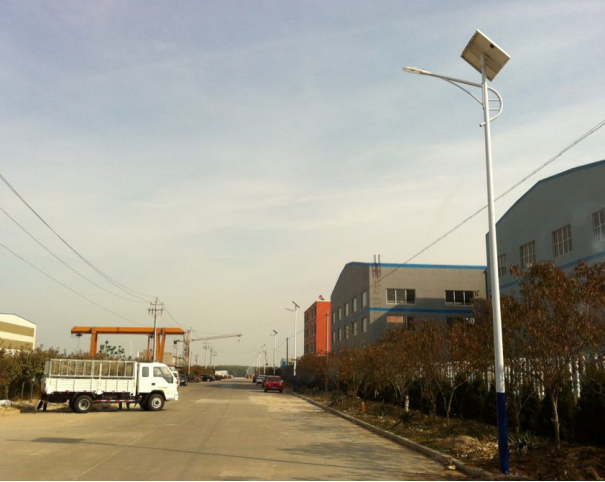 厂区道路照明该不该选择太阳能led路灯